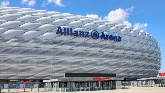 Allianz Arena, München, Germania (© Pixabay)