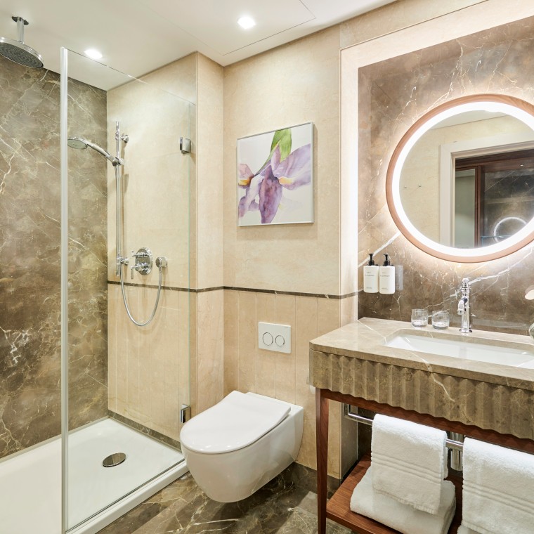 Obiecte sanitare Geberit (@InterContinental Athénée Palace) Obiecte sanitare Geberit (@InterContinental Athénée Palace)