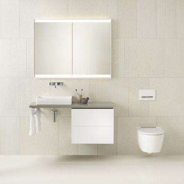 Baie albă cu lavoar și WC de la Geberit ONE (© Geberit) Baie albă cu lavoar și WC de la Geberit ONE (© Geberit)