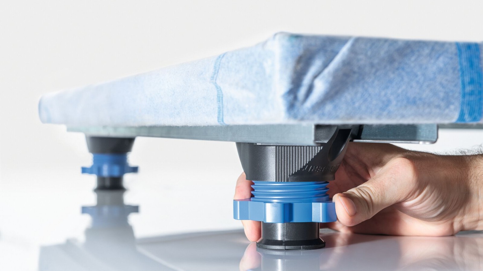 Set de picioare montabile fără scule Set de picioare montabile fără scule