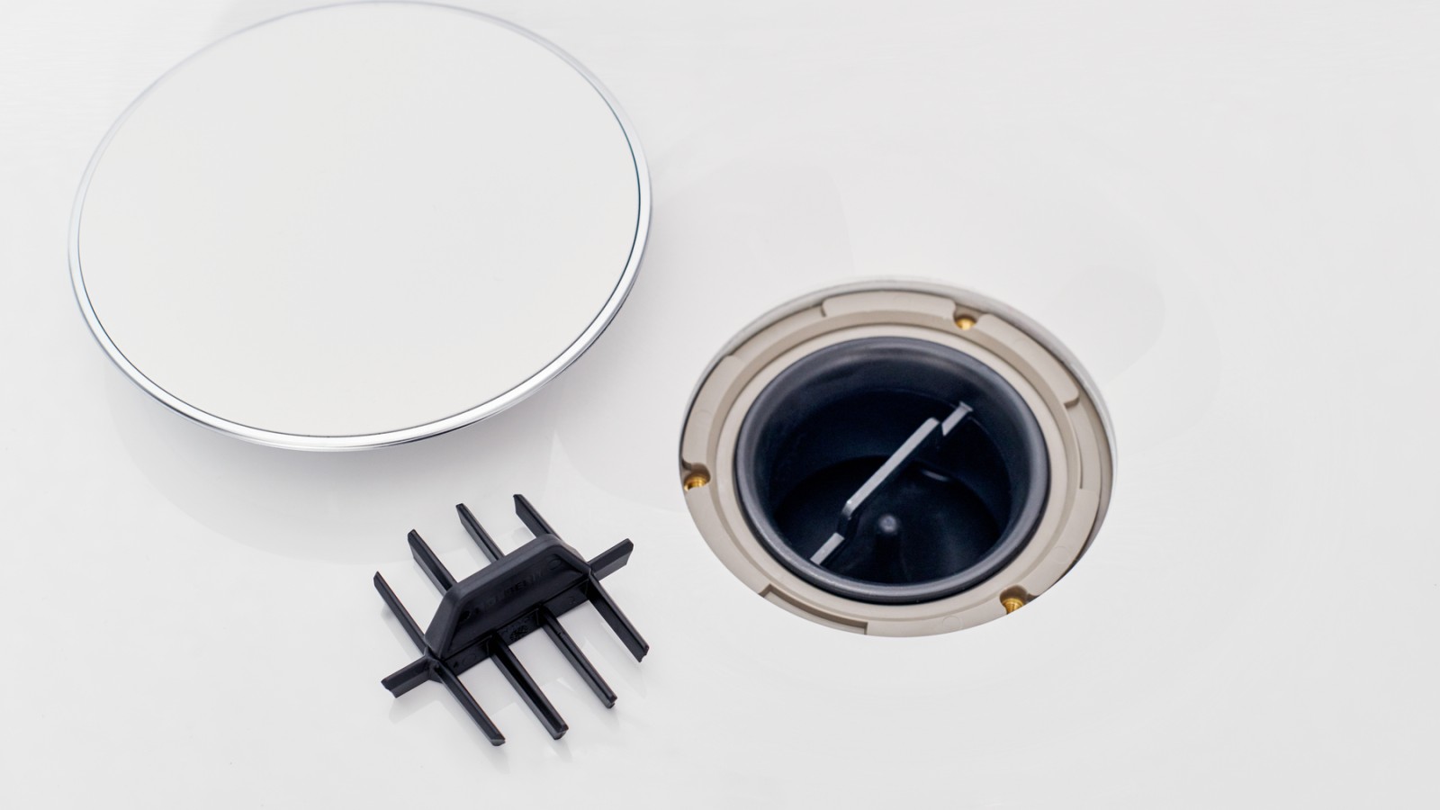 Inserție tip pieptene în scurgere Inserție tip pieptene în scurgere