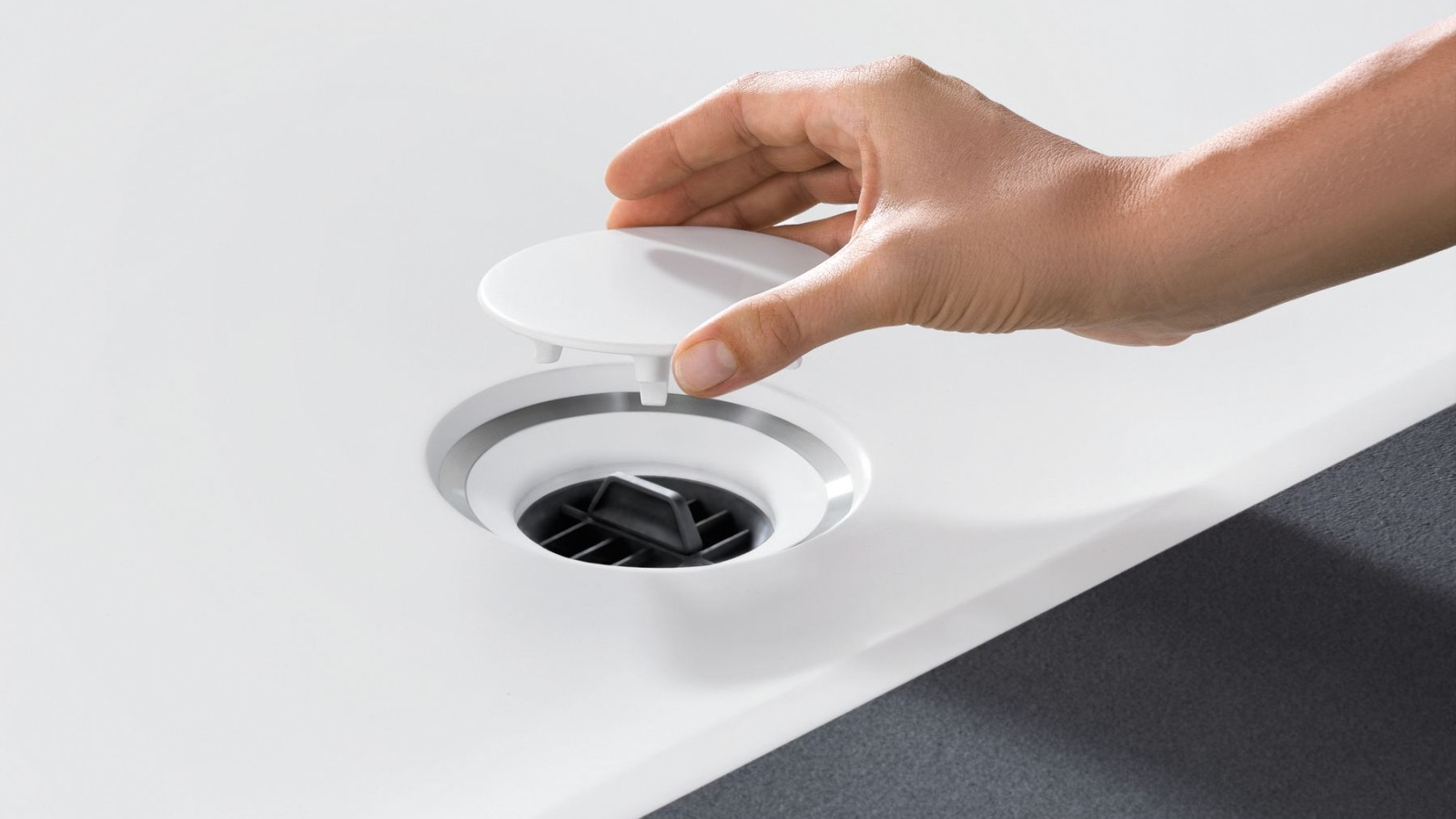 Inserție de tip pieptene integrată Inserție de tip pieptene integrată