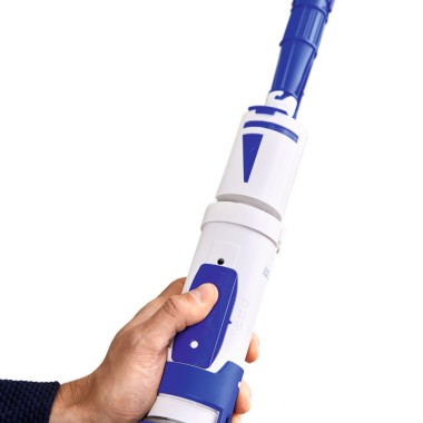 Setarea volumului mare de spălare cu valva de spălare Geberit tip 208 (© Geberit) Setarea volumului mare de spălare cu valva de spălare Geberit tip 208 (© Geberit)