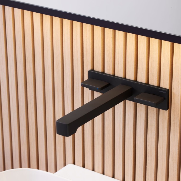 Baterie pătrată cu montare pe perete Geberit ONE în negru mat