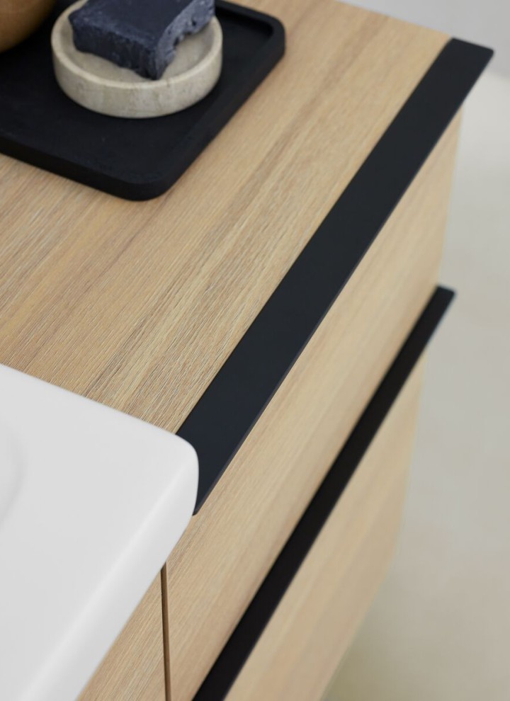 Mobilier Geberit iCon cu suprafață de stejar de înaltă calitate Mobilier Geberit iCon cu suprafață de stejar de înaltă calitate