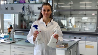 Marianne Krüger în laboratorul Geberit