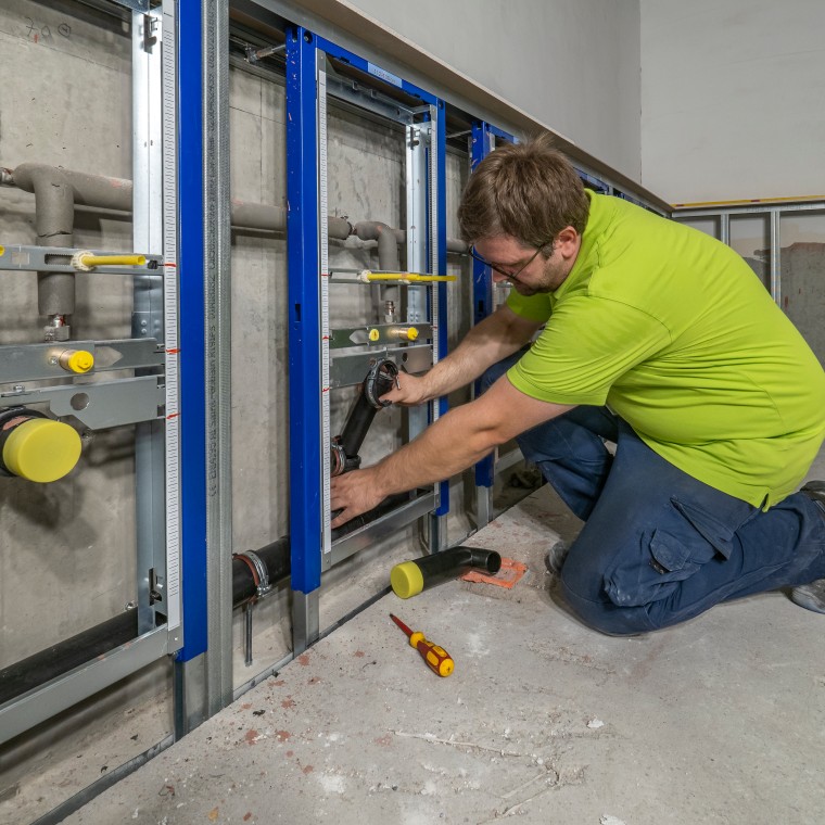 Instalarea sistemului de drenaj Geberit Silent-PP Instalarea sistemului de drenaj Geberit Silent-PP