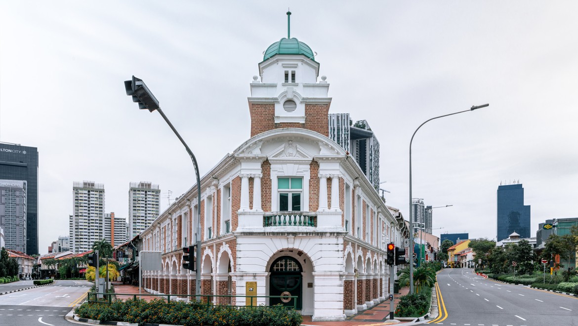 Restaurantul Born este situat în gara Jinrikisha, una dintre puținele clădiri istorice din Singapore (© Owen Raggett)