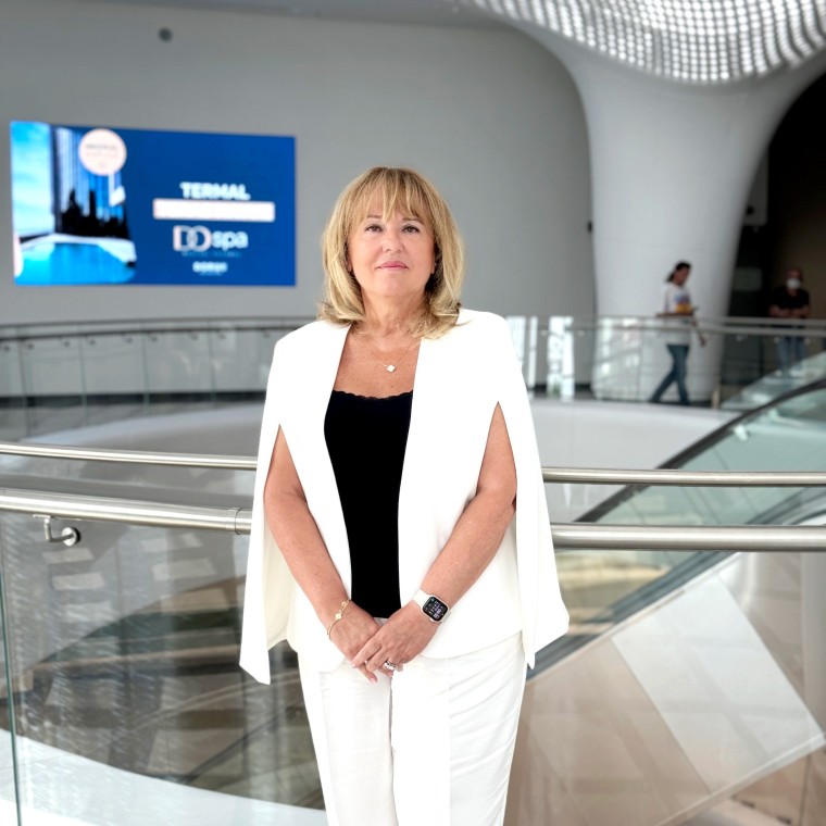 Prof. Dr. Zeynep Kahveci dorește ca pacienții și personalul ei să se simtă confortabil. (© Doruk Hospital)