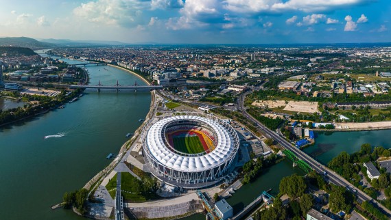 Stadionul Național de Atletism din Budapesta (© ZGPhotography / Alamy Stock Photo) Stadionul Național de Atletism din Budapesta (© ZGPhotography / Alamy Stock Photo)