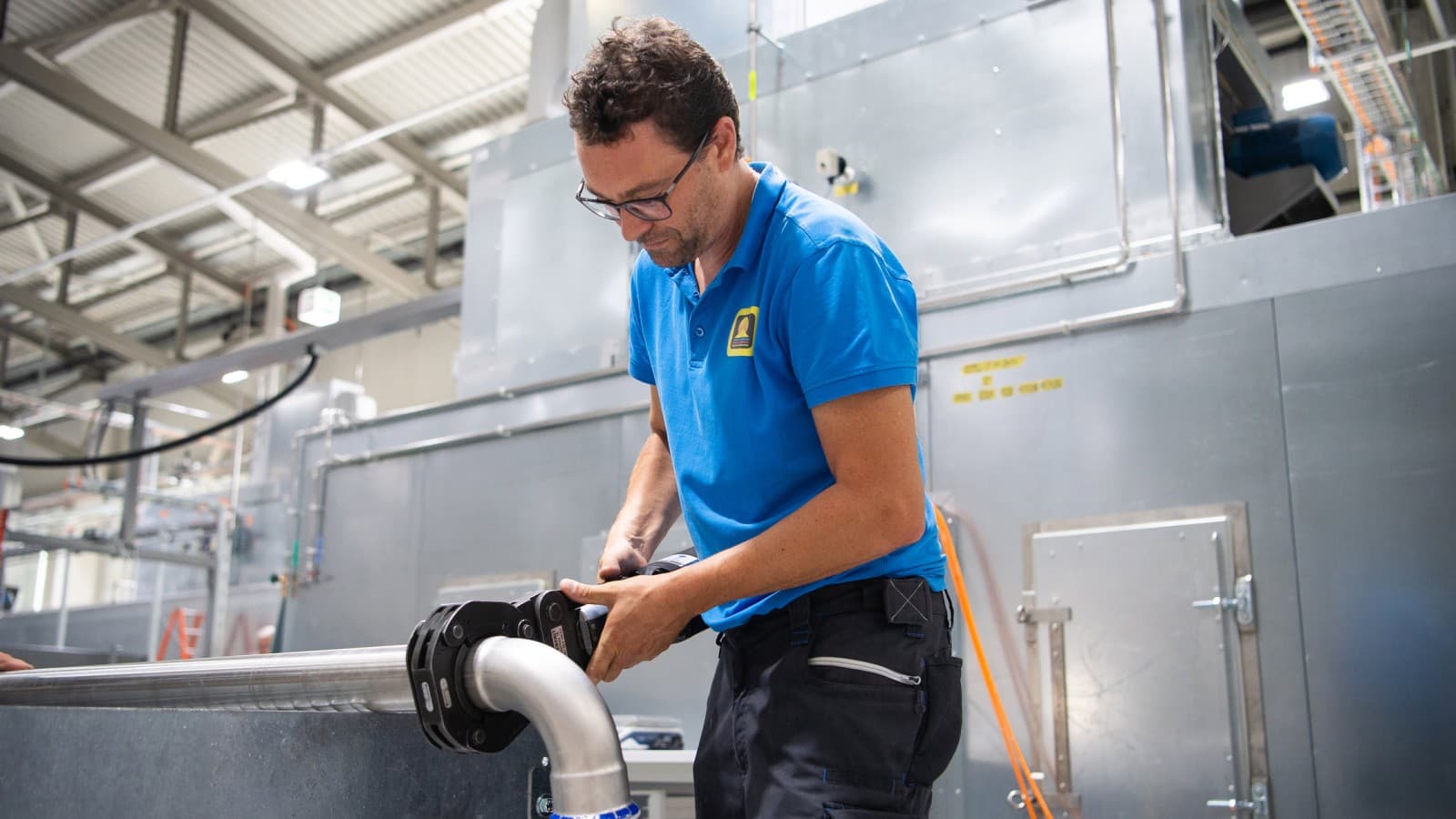 Instalarea sistemului Geberit Mapress din oțel inoxidabil Instalarea sistemului Geberit Mapress din oțel inoxidabil